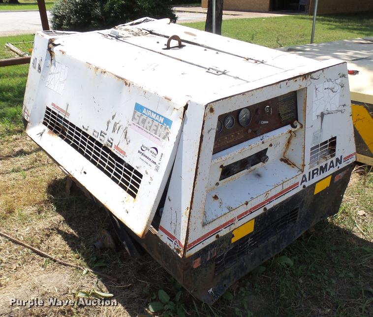 image for item L1588 Air Man PDS85 air compressor