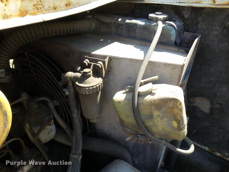 image for item L1588 Air Man PDS85 air compressor