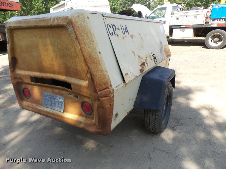 image for item L1590 1995 Ingersoll Rand D185WJD air compressor