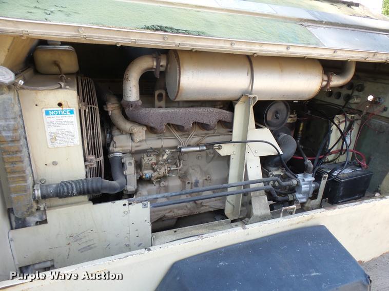 image for item L1590 1995 Ingersoll Rand D185WJD air compressor