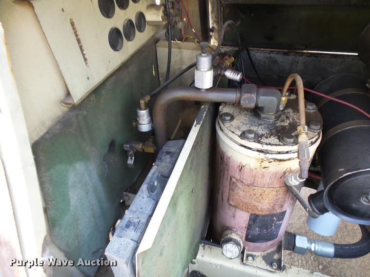 image for item L1590 1995 Ingersoll Rand D185WJD air compressor