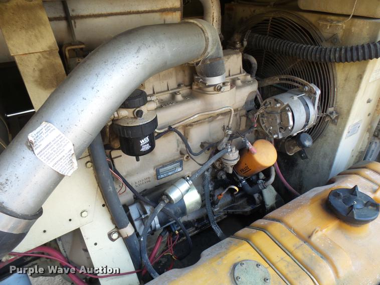 image for item L1590 1995 Ingersoll Rand D185WJD air compressor