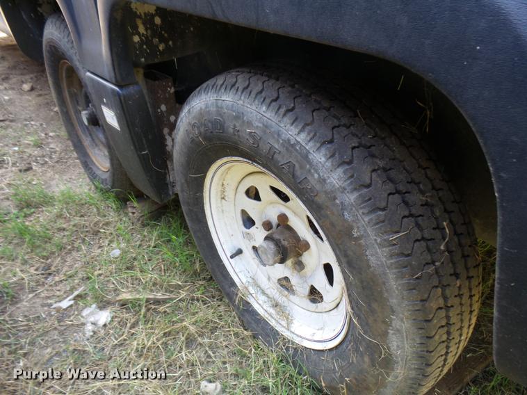 image for item L1592 Holiday Rambler Ramolette camper