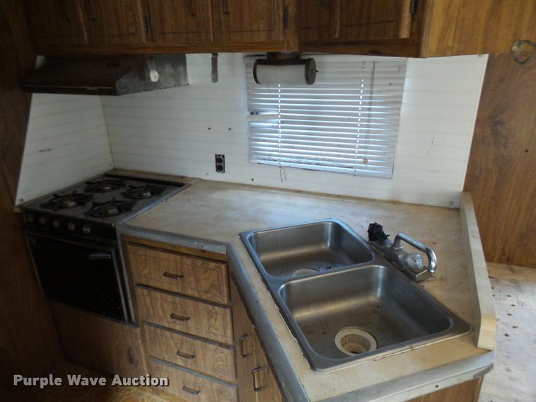 image for item L1592 Holiday Rambler Ramolette camper