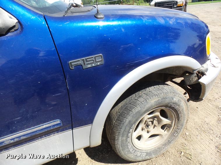 image for item L1593 1997 Ford F150 XLT SuperCab pickup truck