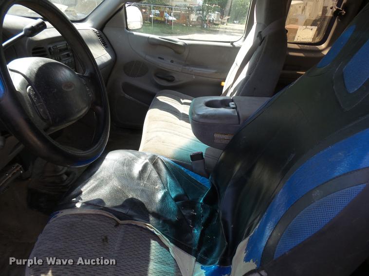 image for item L1593 1997 Ford F150 XLT SuperCab pickup truck