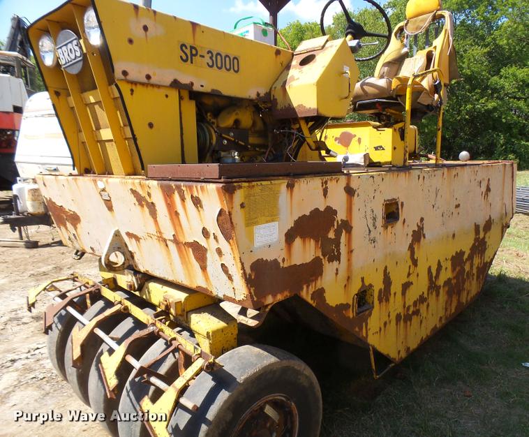 image for item L1594 Bros SP3000 pneumatic roller