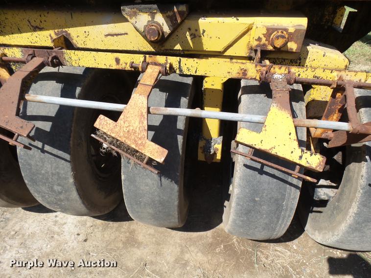 image for item L1594 Bros SP3000 pneumatic roller