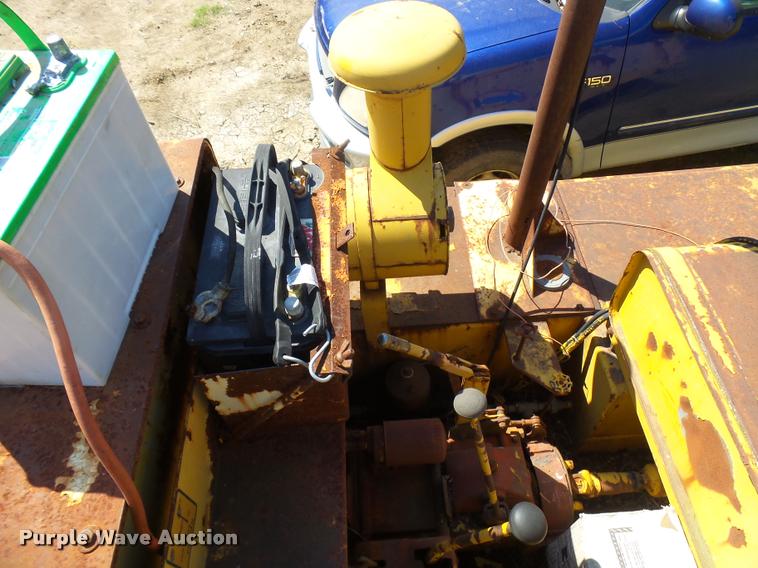 image for item L1594 Bros SP3000 pneumatic roller