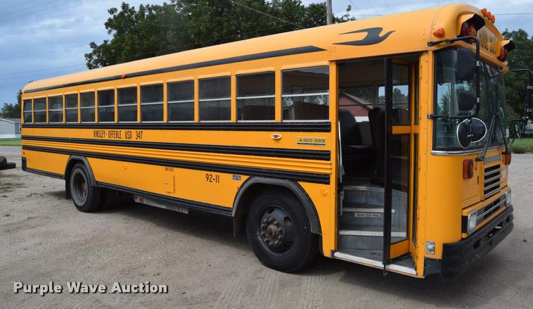 image for item L2598 1992 Blue Bird TC2000 school bus