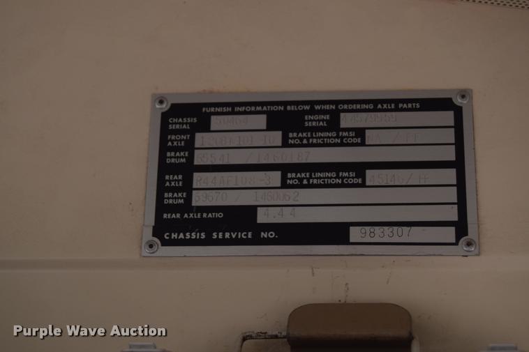 image for item L2598 1992 Blue Bird TC2000 school bus