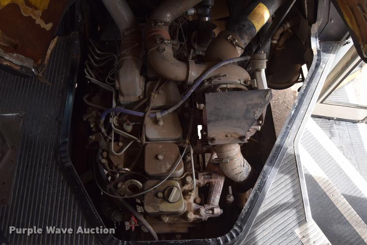 image for item L2598 1992 Blue Bird TC2000 school bus