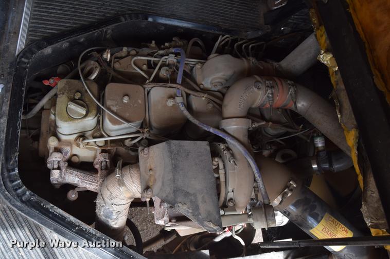 image for item L2598 1992 Blue Bird TC2000 school bus