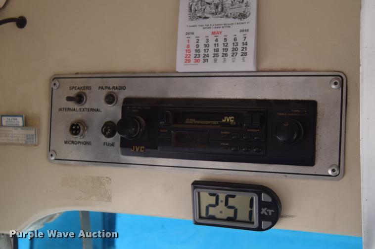 image for item L2598 1992 Blue Bird TC2000 school bus