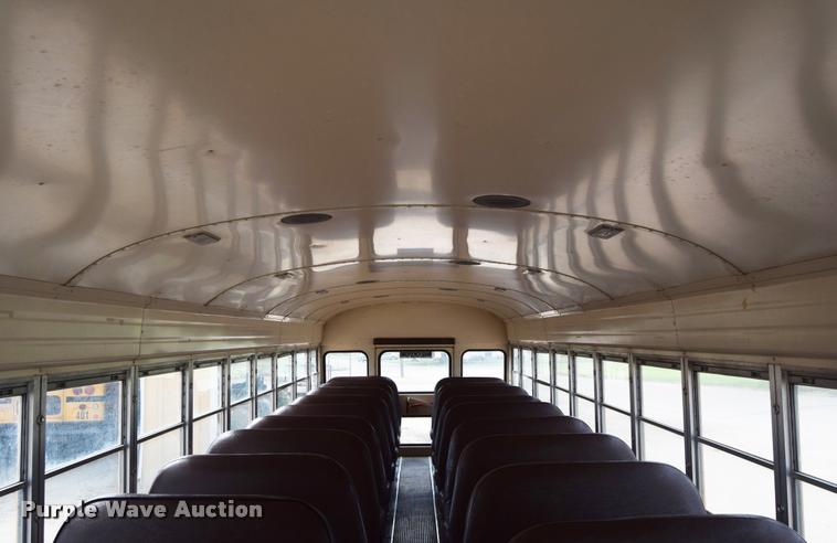 image for item L2598 1992 Blue Bird TC2000 school bus