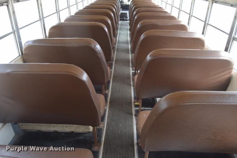 image for item L2598 1992 Blue Bird TC2000 school bus