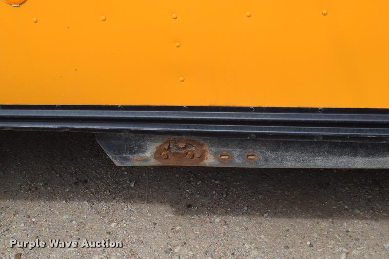 image for item L2598 1992 Blue Bird TC2000 school bus