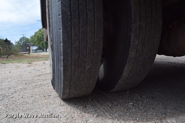 image for item L2598 1992 Blue Bird TC2000 school bus