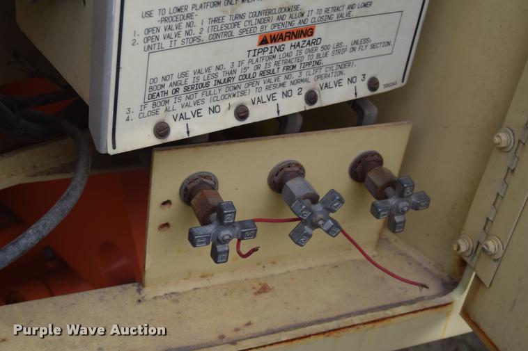 image for item L2633 1995 JLG 60H boom lift