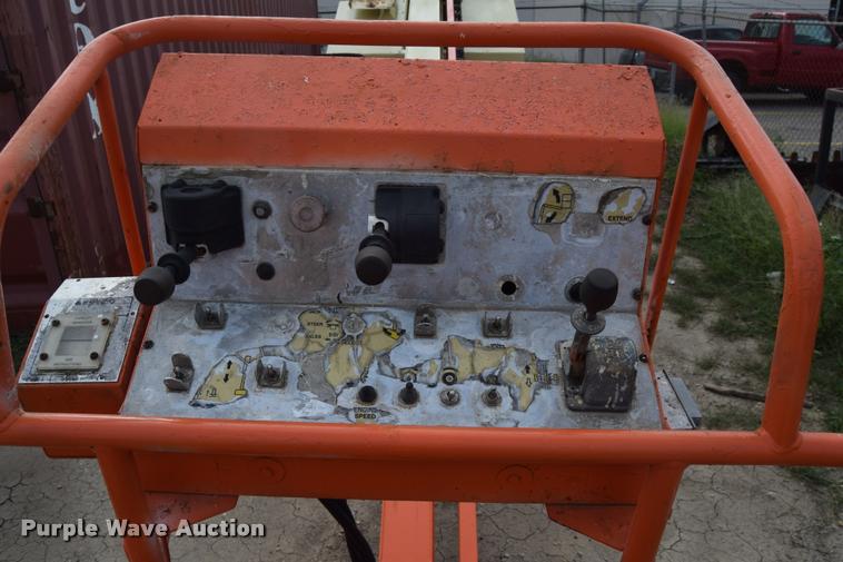 image for item L2633 1995 JLG 60H boom lift