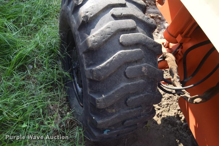 image for item L2633 1995 JLG 60H boom lift