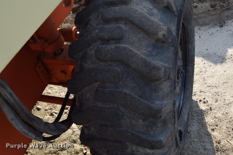 image for item L2633 1995 JLG 60H boom lift