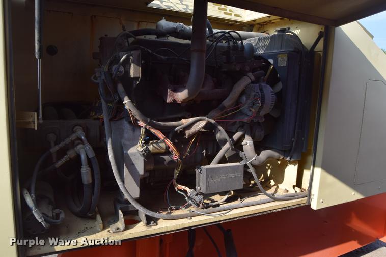 image for item L2633 1995 JLG 60H boom lift