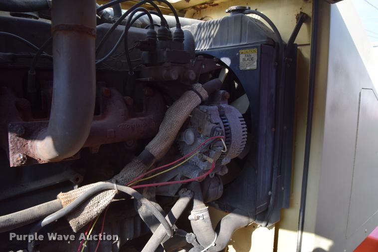 image for item L2633 1995 JLG 60H boom lift