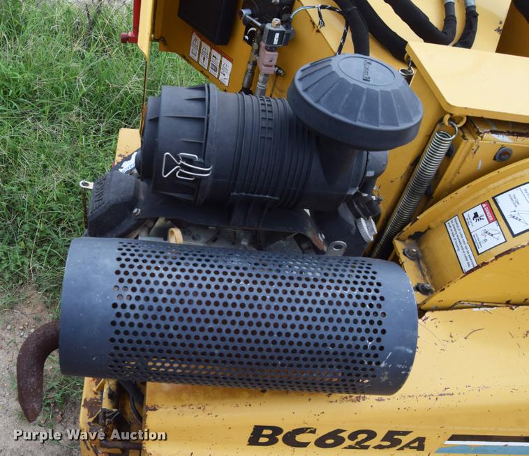 image for item L2634 2013 Vermeer BC625A wood chipper