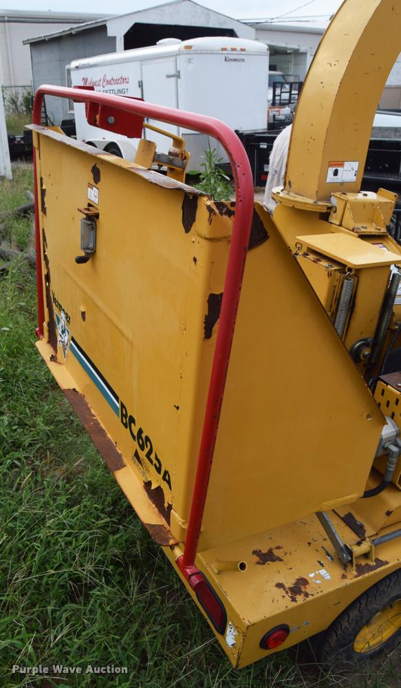 image for item L2634 2013 Vermeer BC625A wood chipper