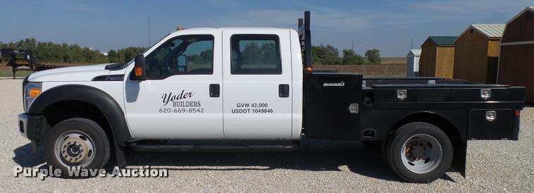 image for item L2687 2015 Ford F450 Super Duty Crew Cab flatbed pickup truck
