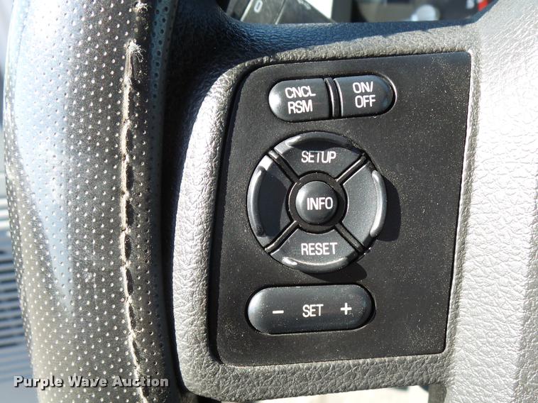 image for item L2687 2015 Ford F450 Super Duty Crew Cab flatbed pickup truck