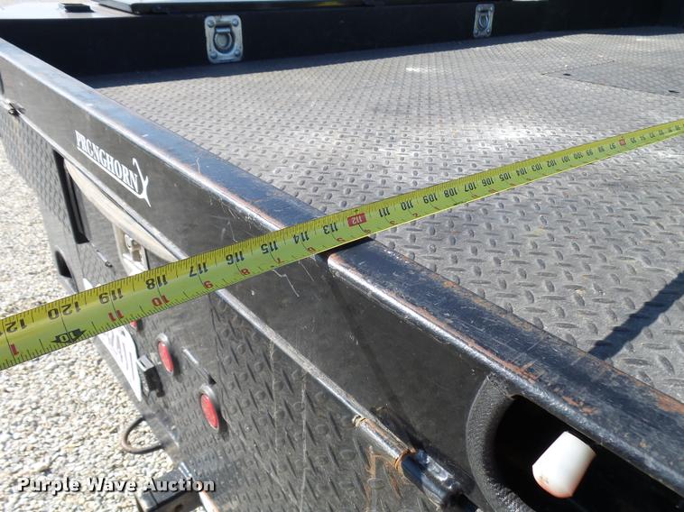 image for item L2687 2015 Ford F450 Super Duty Crew Cab flatbed pickup truck