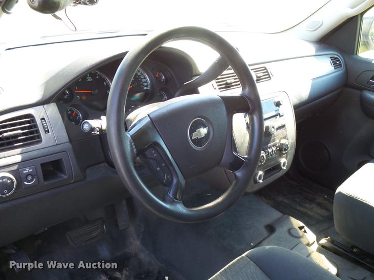 image for item L2709 2009 Chevrolet Tahoe Police SUV