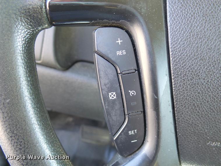 image for item L2709 2009 Chevrolet Tahoe Police SUV