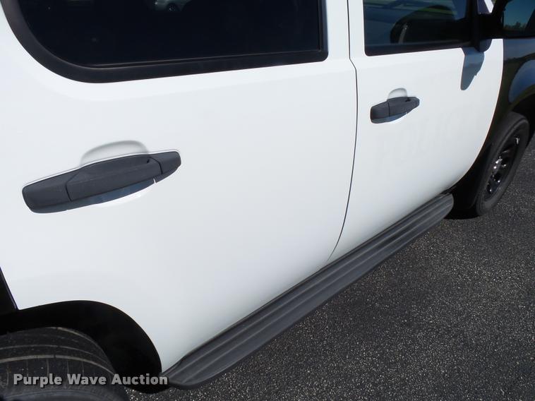 image for item L2709 2009 Chevrolet Tahoe Police SUV