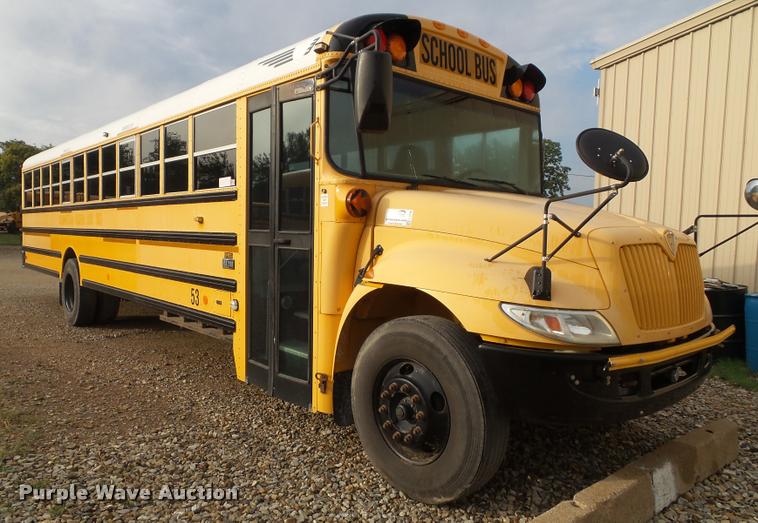 image for item L3578 2006 International CE200 school bus