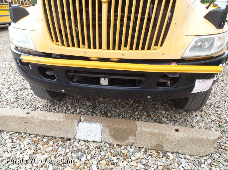 image for item L3578 2006 International CE200 school bus