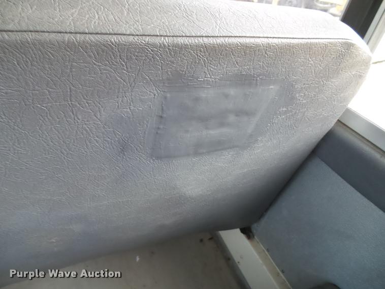 image for item L3578 2006 International CE200 school bus