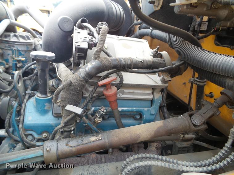 image for item L3578 2006 International CE200 school bus