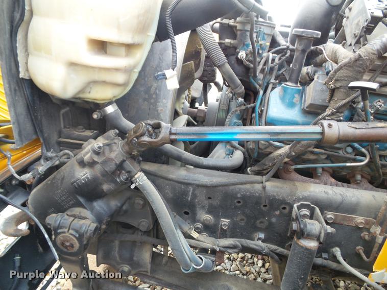 image for item L3578 2006 International CE200 school bus