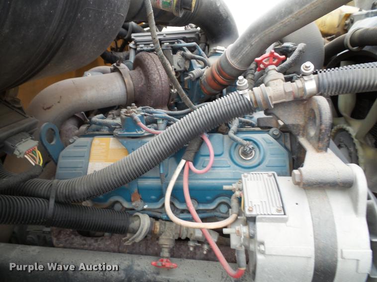 image for item L3578 2006 International CE200 school bus