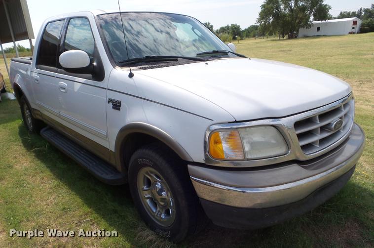 image for item L6867 2003 Ford F150 SuperCrew pickup truck