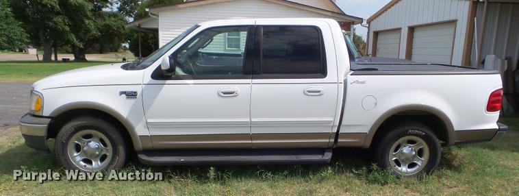 image for item L6867 2003 Ford F150 SuperCrew pickup truck