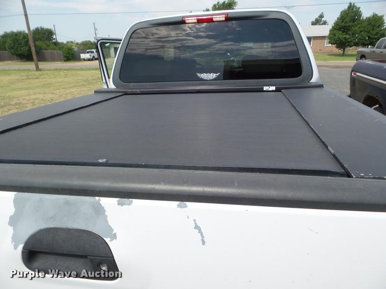 image for item L6867 2003 Ford F150 SuperCrew pickup truck