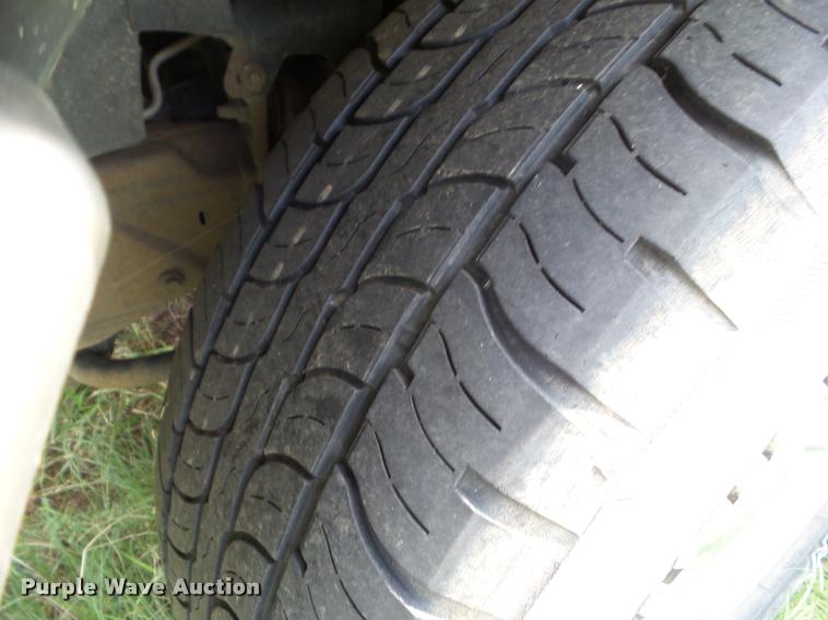 image for item L6867 2003 Ford F150 SuperCrew pickup truck