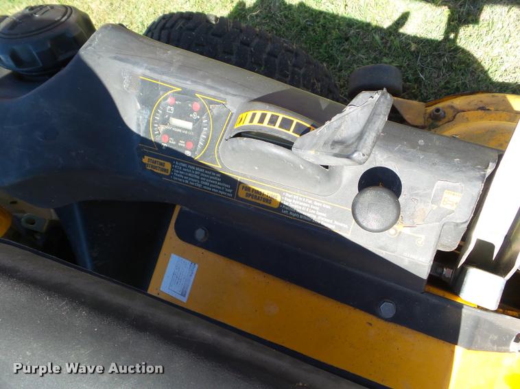 image for item L6982 2006 Cub Cadet R21 ZTR lawn mower