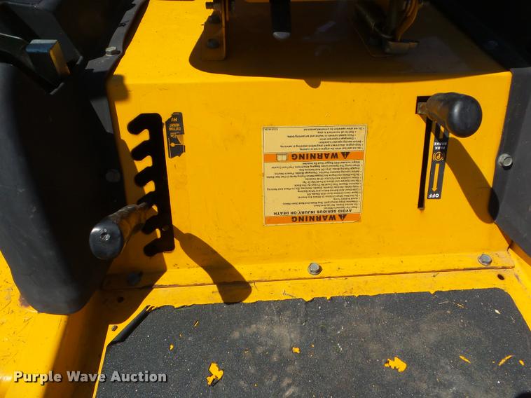 image for item L6982 2006 Cub Cadet R21 ZTR lawn mower