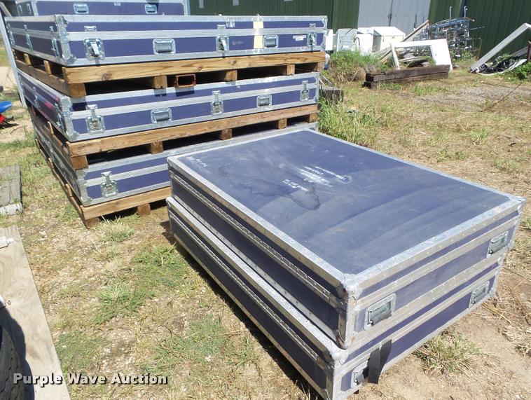 image for item L6990 (7) Wilson case boxes