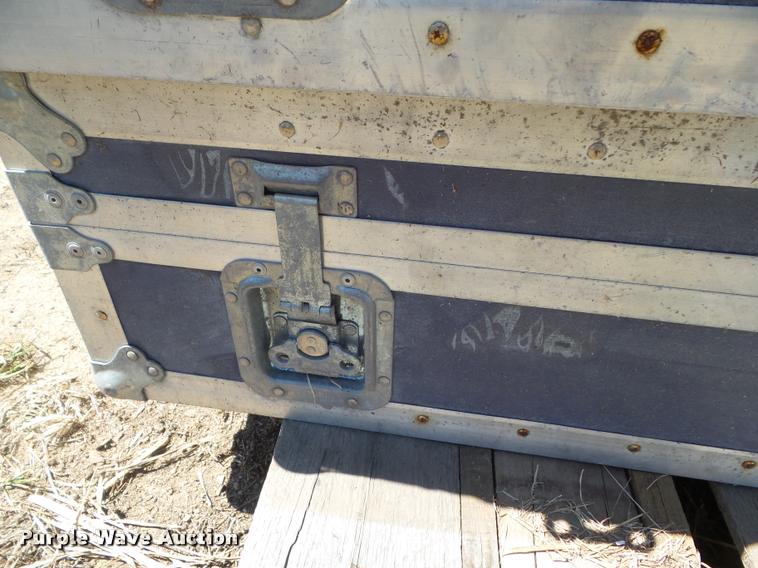 image for item L6990 (7) Wilson case boxes